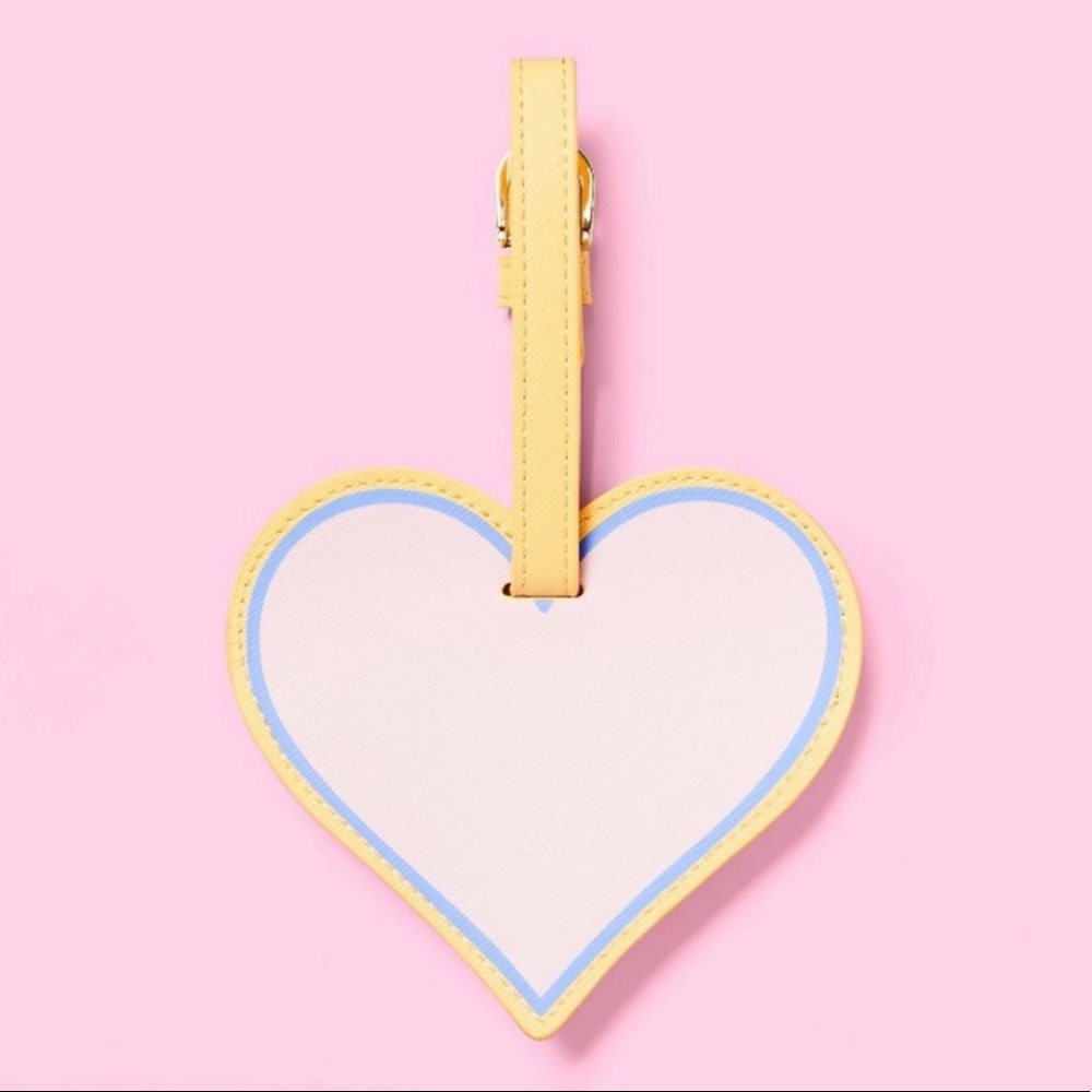 💛 Stoney Clover Lane x Target Heart luggage tag